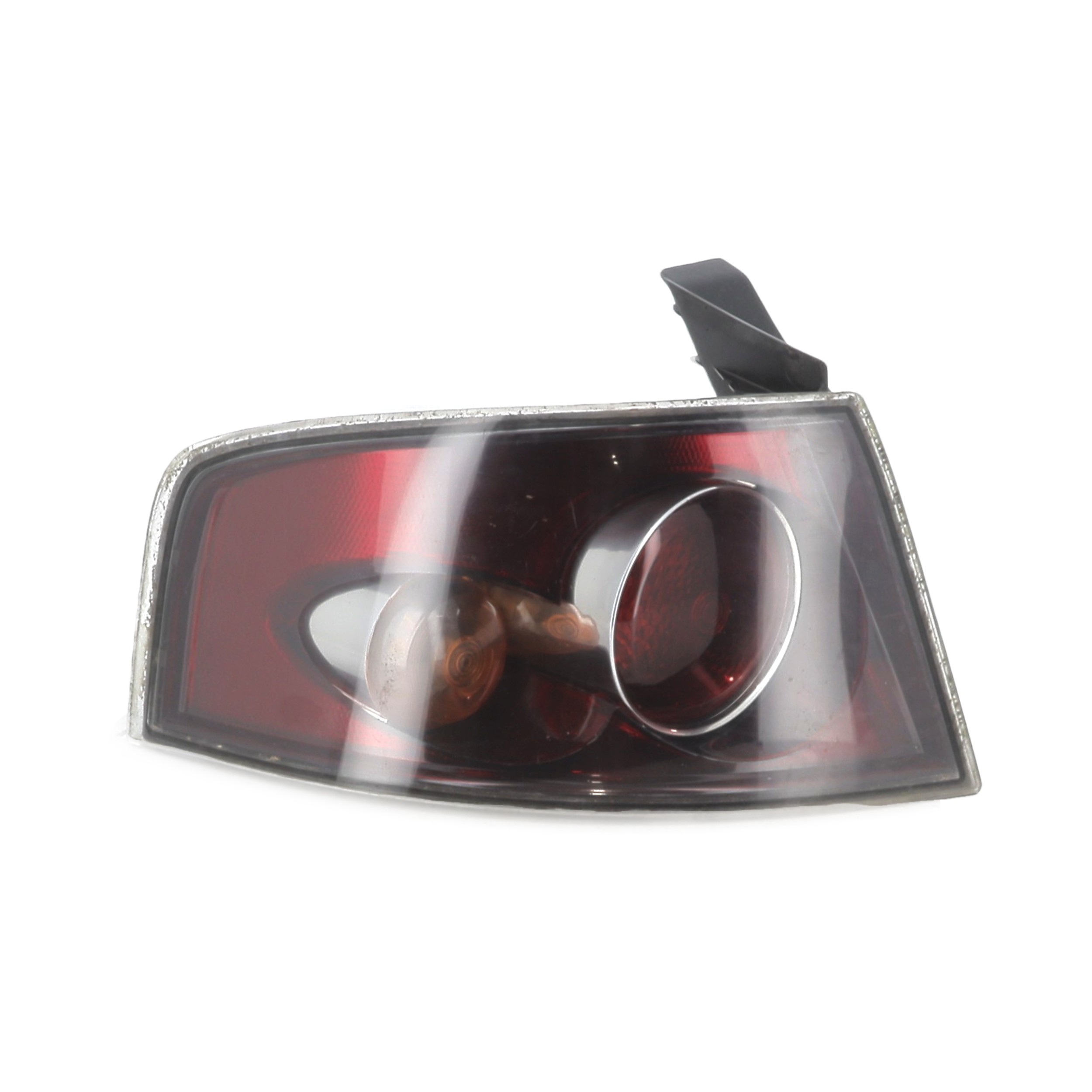 Feu arrière gauche SEAT IBIZA 3 PH.2 réf. 6L6945111D Y1-6848W Y1-6848W