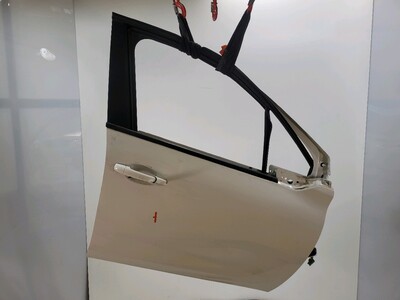 Porte avant droite