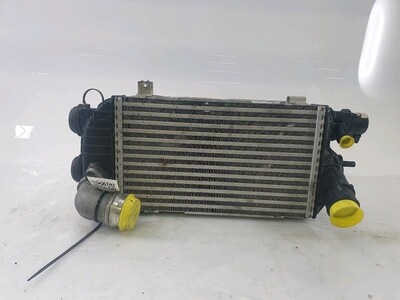 282802M800 KIA SPORTAGE
