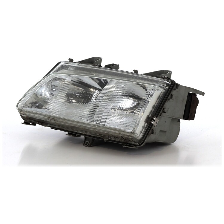 6204 G8 Peugeot 806