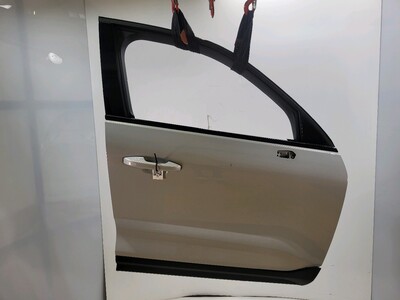 32351575 Volvo XC40
