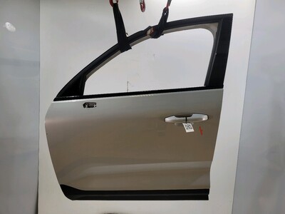 32351574 Volvo XC40