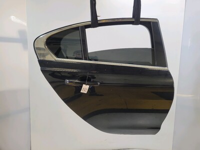 T4N2634 Jaguar XE PH.1