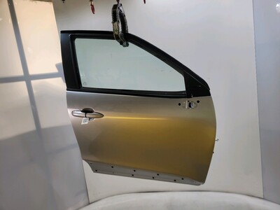 67001K2011 Toyota YARIS CROSS YARIS