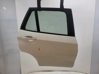 41009628744 BMW X1