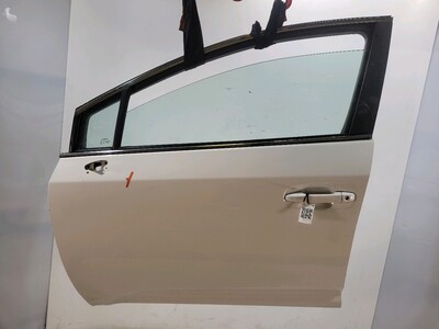 6700205081 Toyota AVENSIS