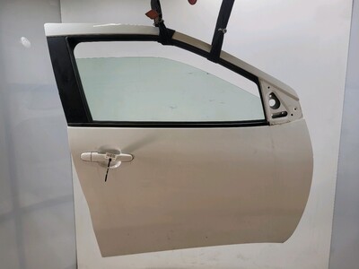 670010H080 Toyota AYGO X