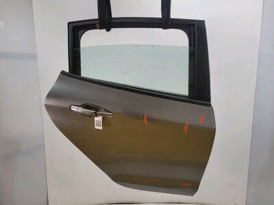 Porte arrière droite