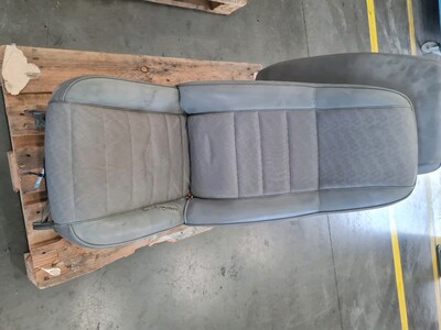 Right front seat used - Jeep WRANGLER - GPA-26-0047492