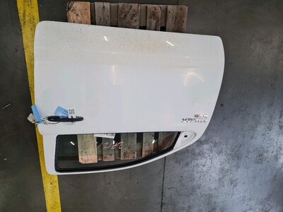 Left door (3-door models only) used - Toyota HILUX PICKUP - 670020K020