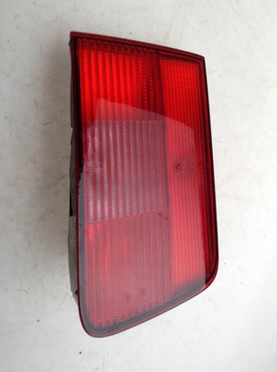 Left hatchback boot light used - BMW SERIE 5 TOURING - 63218371329