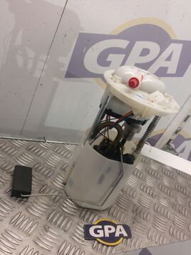 Fuel pump used - Suzuki SWIFT - 15100-63840