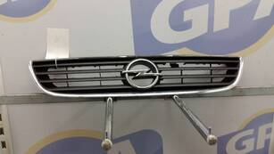 Calandre occasion - Opel ZAFIRA - 63 20 069