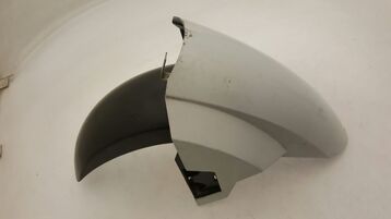 Front fender used - D00304