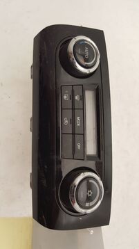 Commande de chauffage occasion - Mitsubishi PAJERO - 7820A795XA