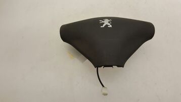 Airbag volant occasion - Peugeot 107 - 4112 HT