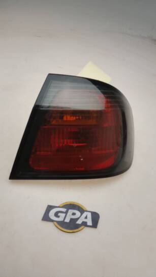 Right rear light used - Nissan PRIMERA - 26550-9F627-