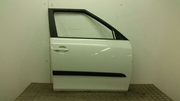 Right front door  used - Skoda FABIA - 5J6831052