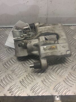 Étrier arrière droit occasion - Ford FOCUS C-MAX - 1365648