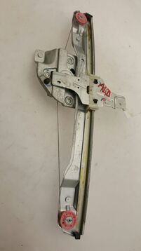 Right front window-lift used - Peugeot 208 - 98 060 880 80
