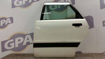 Rear left door used - Audi 80 - 8A0833051