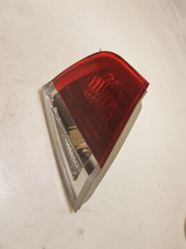 Left hatchback boot light used - BMW SERIE 3 - 63 21 0406883