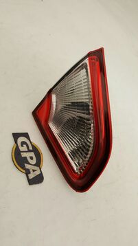Left hatchback boot light used - Nissan QASHQAI +2 - 26555-BR01A-