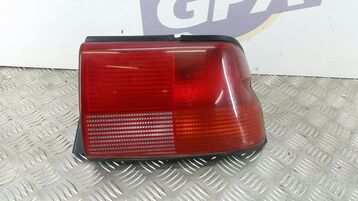 1052428 Ford ESCORT