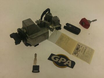 3710763835000 Suzuki SWIFT
