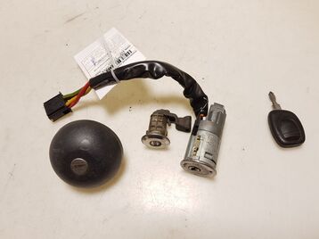 Neiman kit complet (barillet serrure clé) occasion - Renault CLIO - GPA-21-0005936