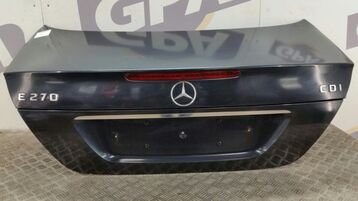 Boot used - Mercedes CLASSE E - 2117500375