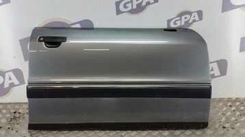 Right front door  used - Audi 80 - 8A0831052E
