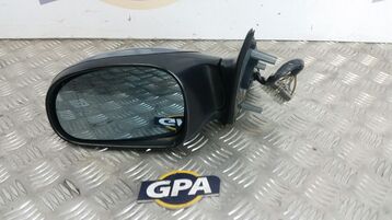 Left wing mirror used - Peugeot 406 - 8149 Z5