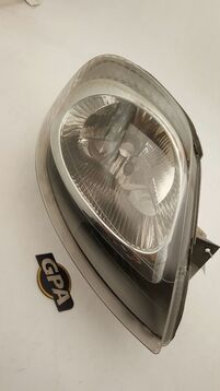 Right headlight used - Nissan PRIMASTAR - 26010-00Q0E-