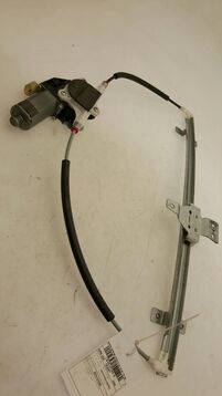 Lève-vitre gauche occasion - Nissan TERRANO - 807012X00B