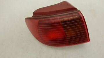 Feu arrière gauche occasion - Mazda MAZDA 2 - DD1051180H