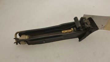 8A0 011 031 G  Audi 80