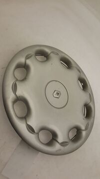 Enjoliveur occasion - Renault LAGUNA - 7700427890