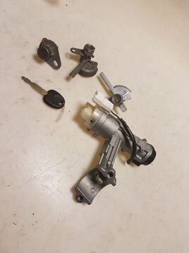 Neiman kit complet (barillet serrure clé) occasion - Hyundai GETZ - 819051CC90