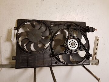 Groupe motoventilateur occasion - Volkswagen POLO - 616GPA01247C1GO