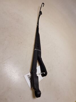 Front wiper arms (x2) used - Nissan PRIMERA - 28881-AU312-