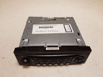 Multimedia radio used - Citroen C4 - 0000657933