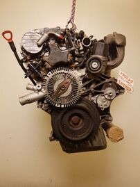Engine used - Mercedes CLASSE E - 61396130