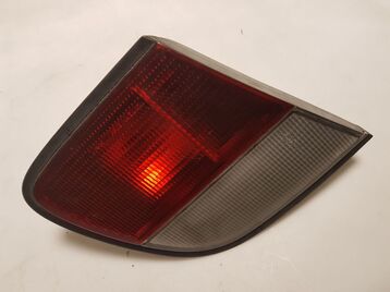 Left hatchback boot light used - Nissan ALMERA - 26555-0N029-