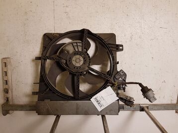 Groupe motoventilateur occasion - Citroen C2 - 616GPA00232C1ES