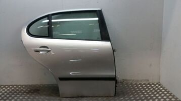 Right rear door used - Seat LEON - 1M0833056N