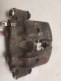 Right rear brake caliper used - Iveco DAILY - GPA-21-0004499