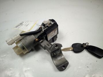 819002DA70 Hyundai ELANTRA