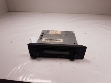 Multimedia radio used - Audi A3 - 8P0035186C
