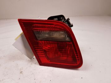 Left hatchback boot light used - BMW SERIE 3 - 63218364727